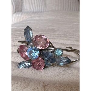 Cuff bracelet 